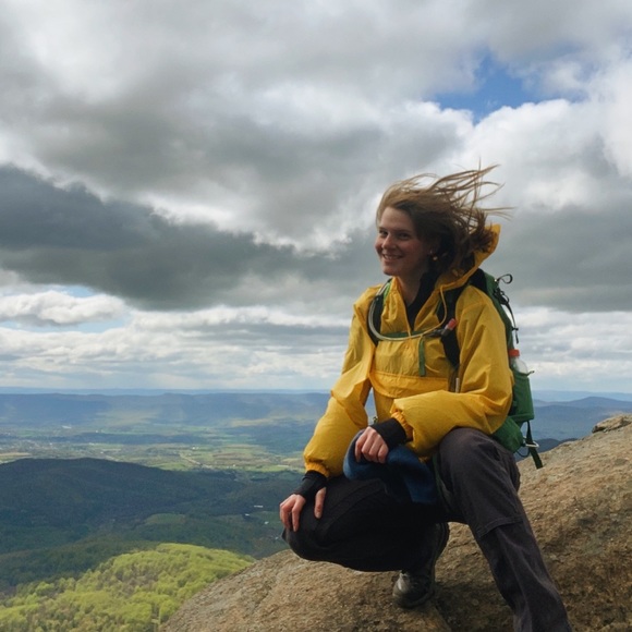 Meet your Posher, Sarah - Picture 3 of 9